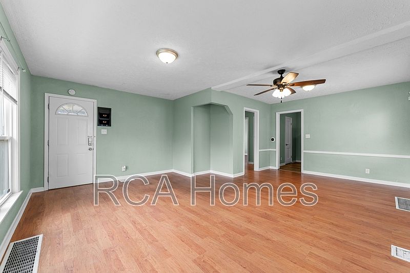 1st image of 3202 Ruckle St
