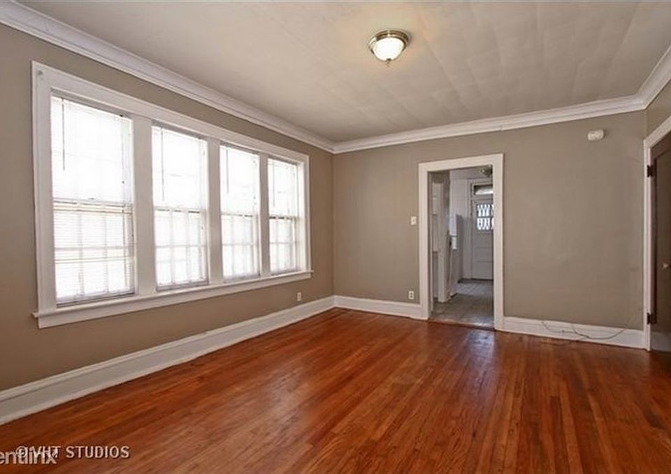 1st image of 8249 S Maryland Ave APT 3