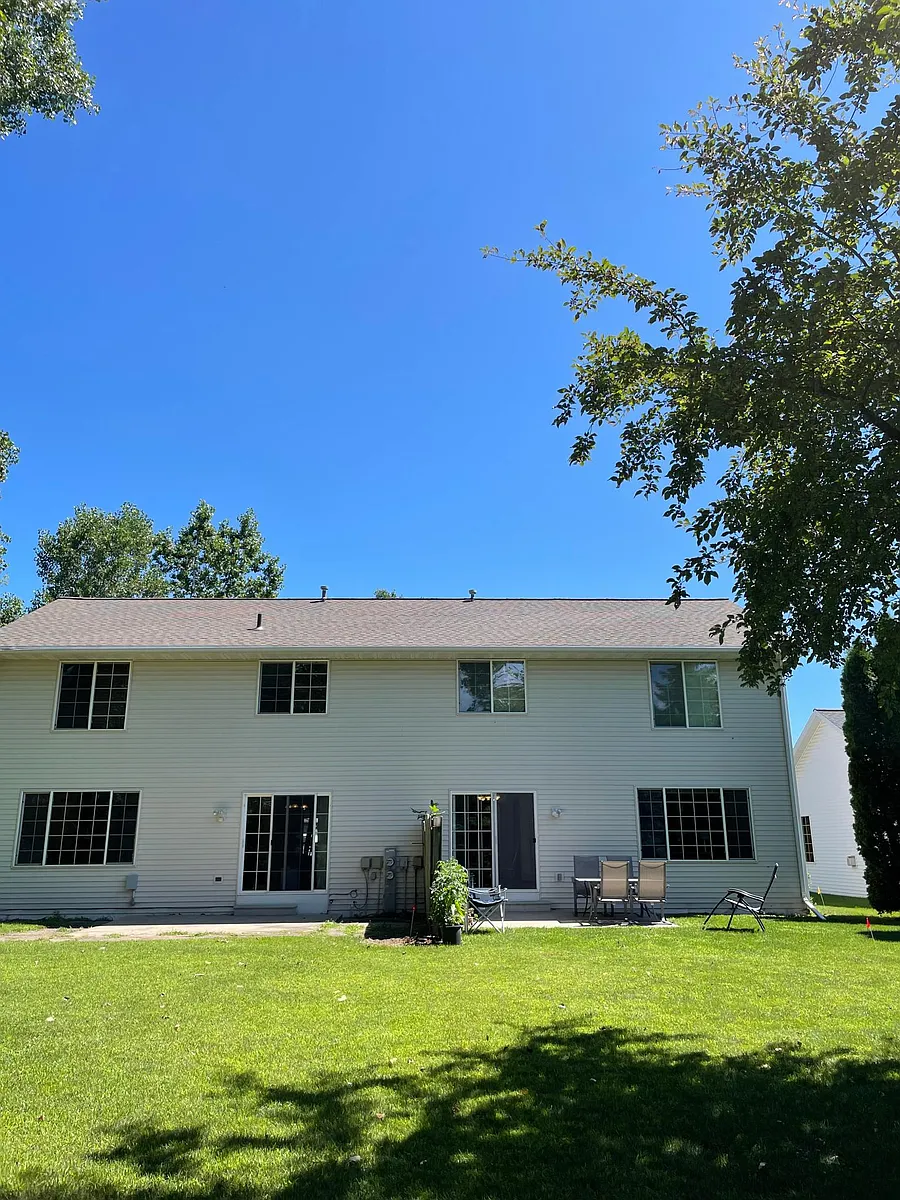 Building Photo - 1529 Redstone Trl