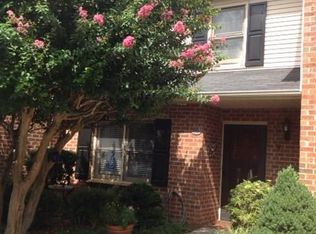 905 21st Ave NE, Hickory, NC 28601