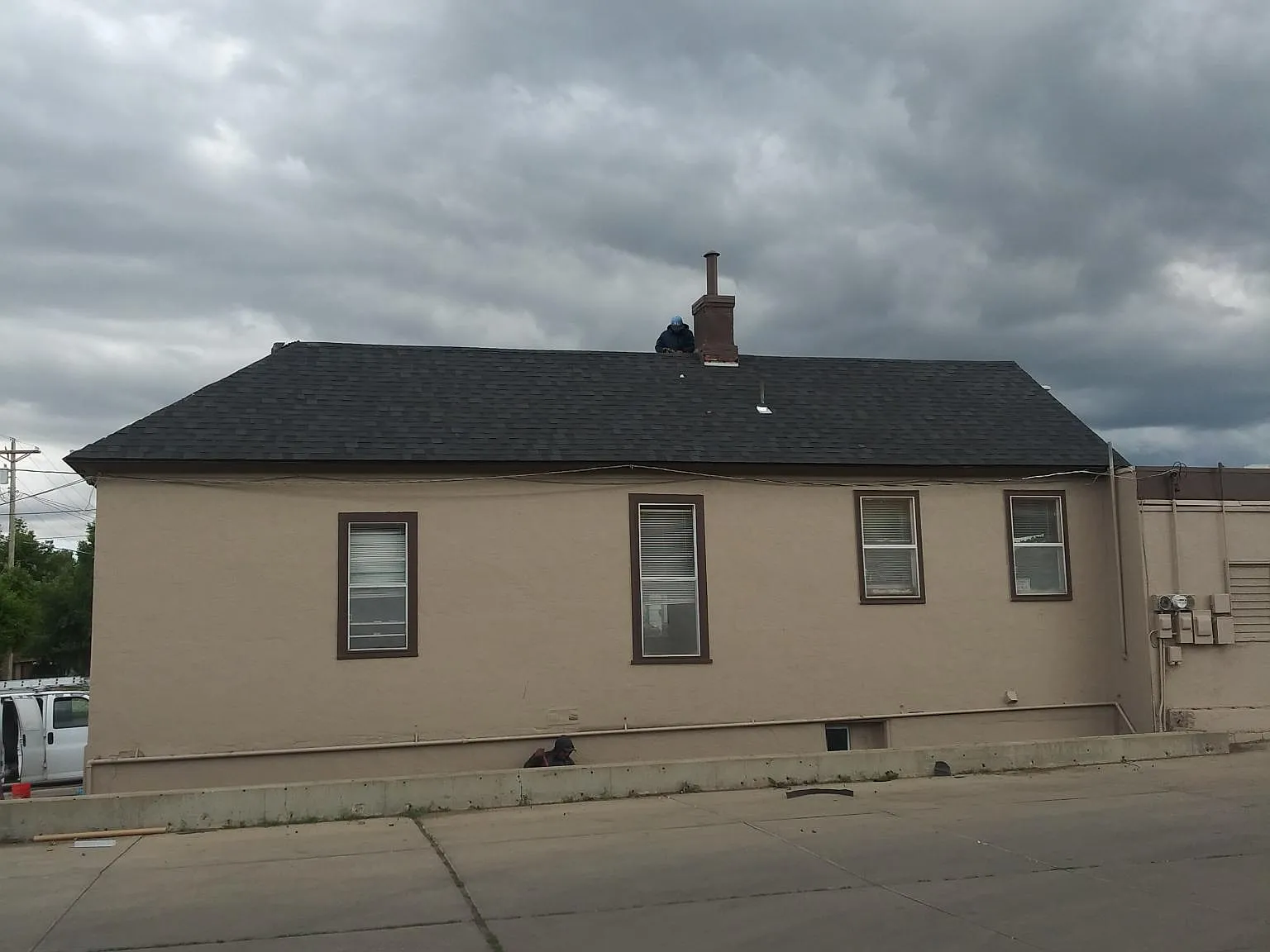 2 bed, 1300 sqft, $1,000 — Photo 1