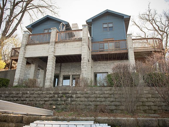3rd image of 42518 N Linden Ln