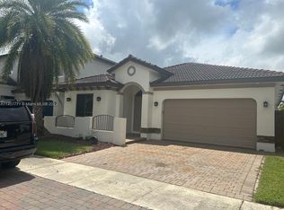 23044 SW 104th Pl, Miami, FL 33190