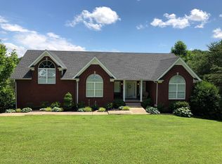 704 W Creek Dr, Clarksville, TN 37040