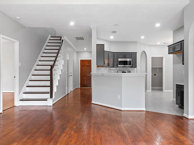 3131 Signal Hill Dr — Photo 12