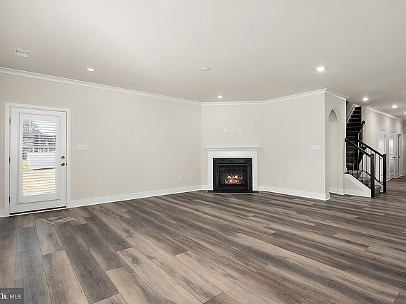 4th image of 32442 Norman Ln