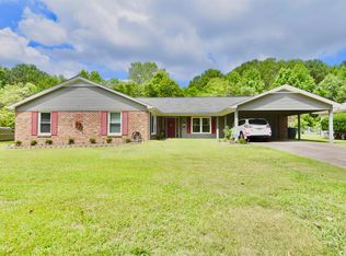 145 Roxie Dr, Florence, AL 35633
