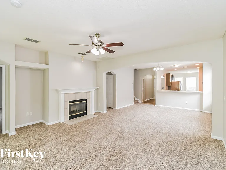 4007 Leatherwood Dr — Photo 3