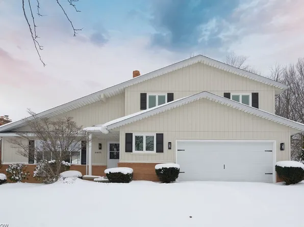 6405 Ely Vista Dr, Parma, OH 44129