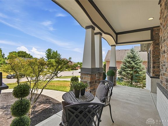 2nd image of 2611 Patrick Henry Dr