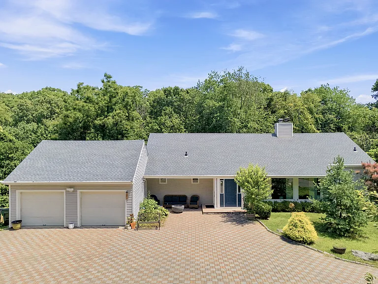 71 Blackberry Dr — Photo 36