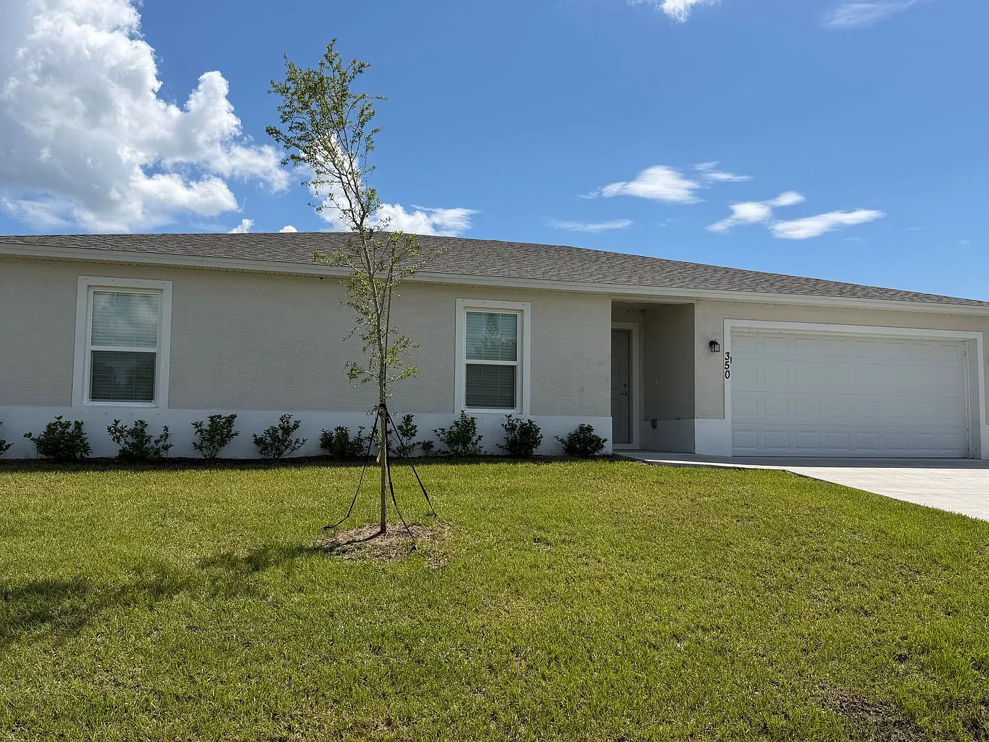 New Construction 4 bedroom in Palm Bay — Photo 1