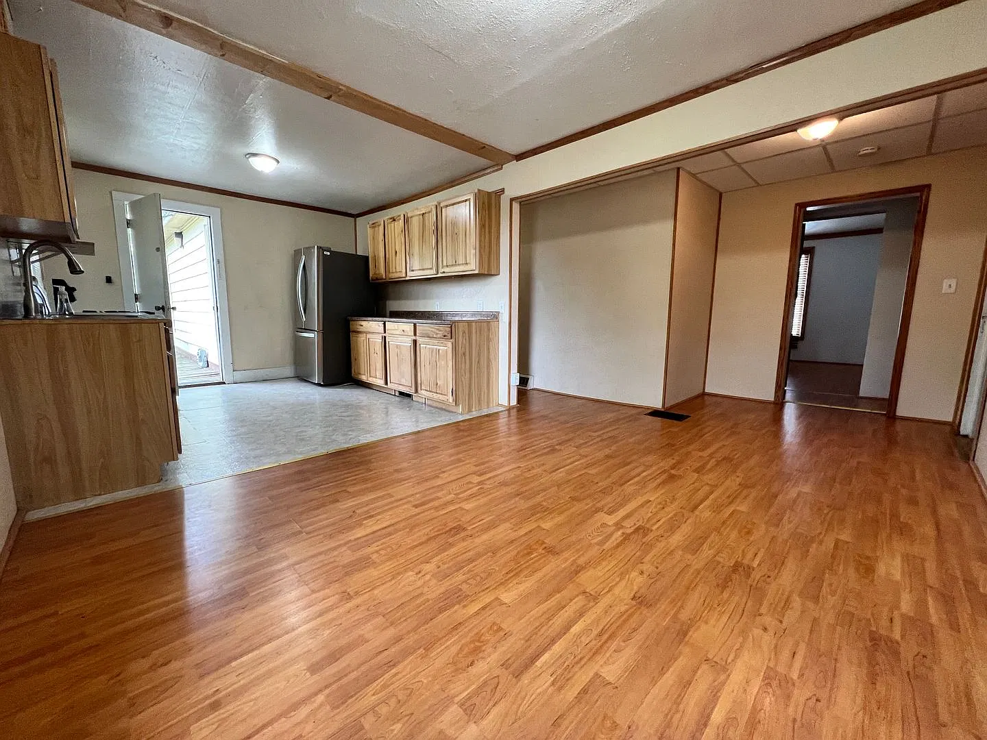 Apartment House near UNI — Photo 2