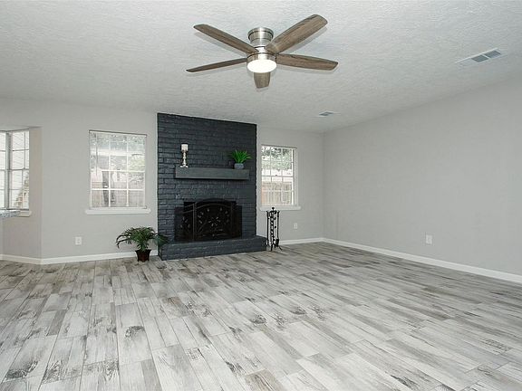 5th image of 4702 Elmbrook Dr