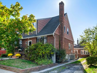 3844 Laurel Ave, Brooklyn, NY, 11224