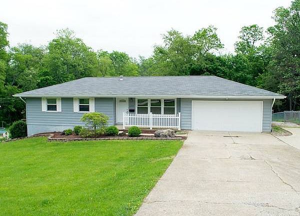 1st image of 2205 Cloverdale Dr