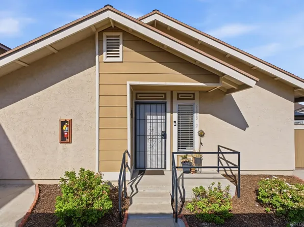 6848 Quebec Ct Unit 2, San Diego, CA 92139