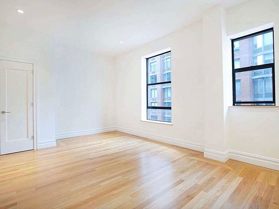 4th image of 154 W 70th St APT 9J