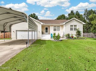 106 Quartz Drive, Jacksonville, NC 28540