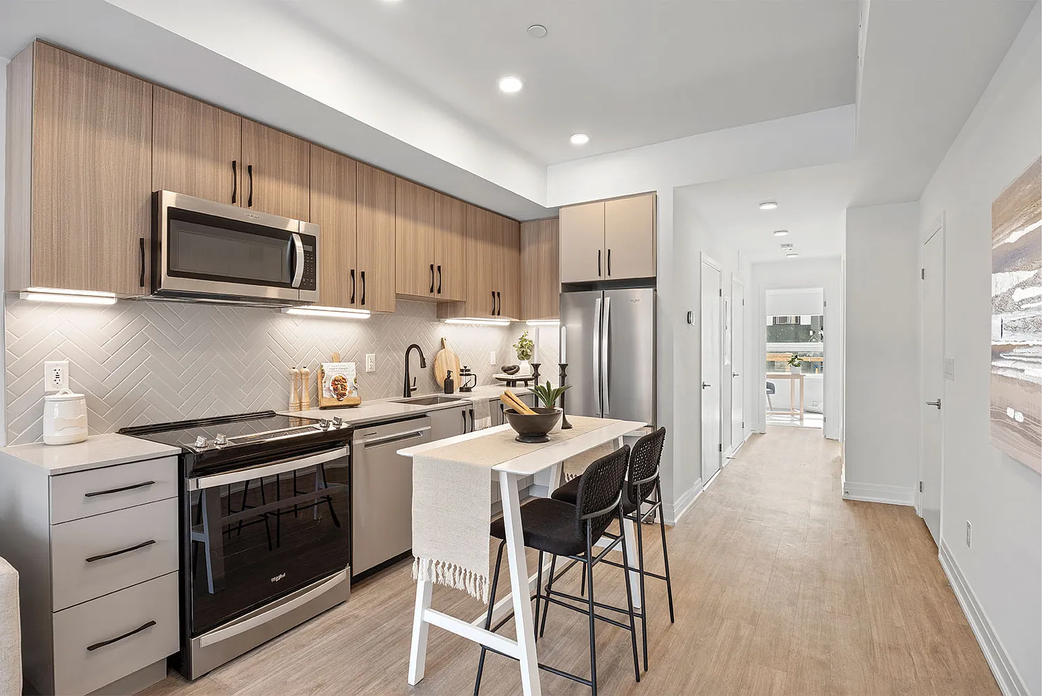 15 Brenthall Avenue — Photo 2