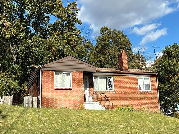3rd image of 7614 Kidmore Ln
