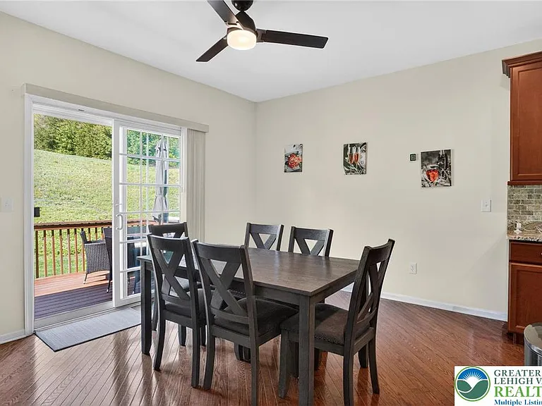 560 Quaker Ridge Ter — Photo 15