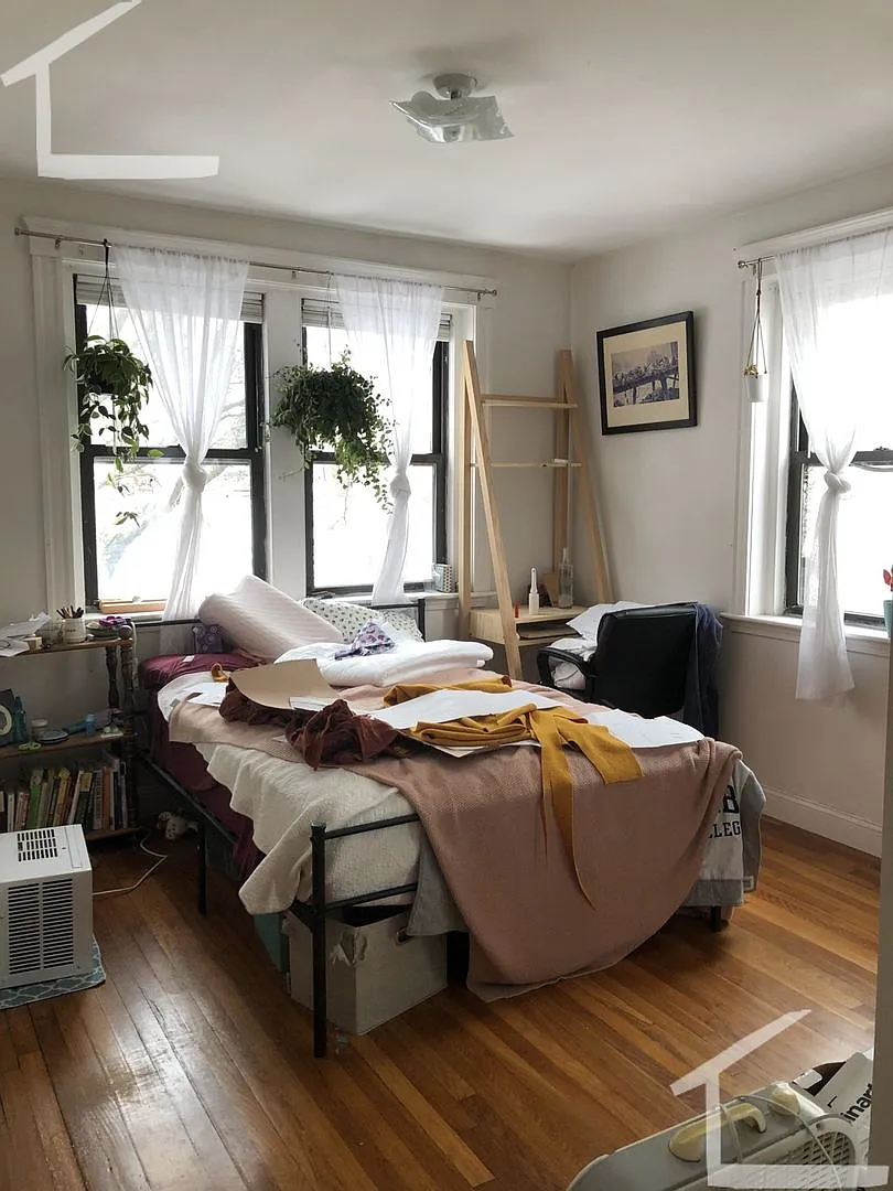 31 Egremont St #3C Boston MA 02135 — Photo 1