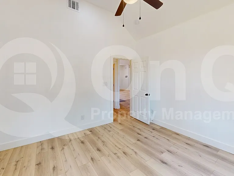 821 Vickie Dr — Photo 14