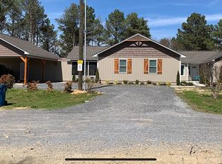 69 Clifford Ln, Albertville, AL 35951