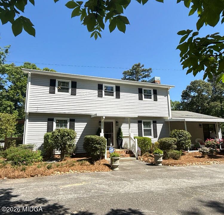 1st image of 225 E Colonial Dr