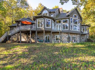 233 Stable Gate Dr, Campobello, SC 29322