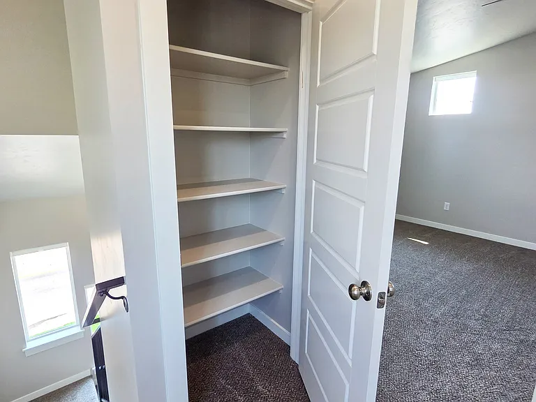 2953 N Maple Grove Rd — Photo 35