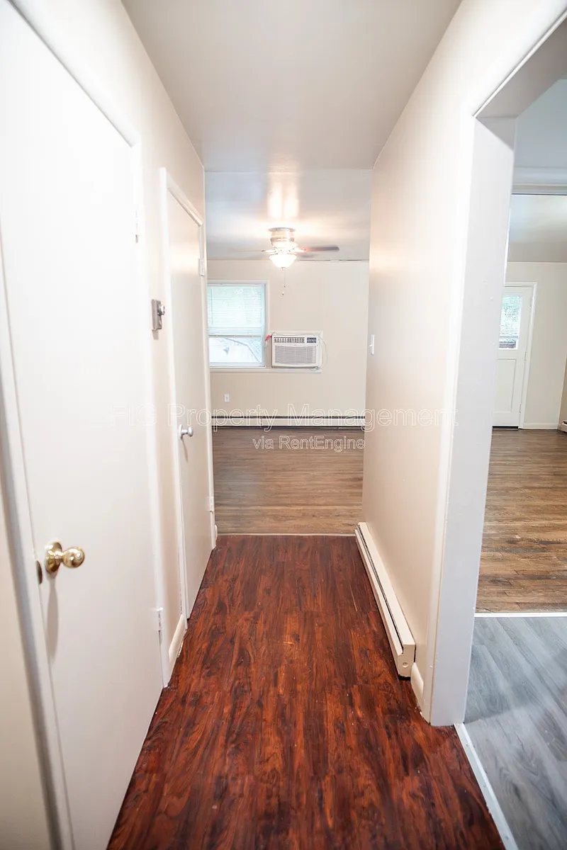 Building Photo - 127 Upper Airbase Ln #6