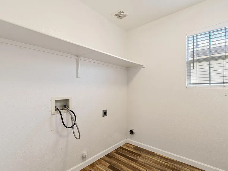 3215 Puffin Cir — Photo 24