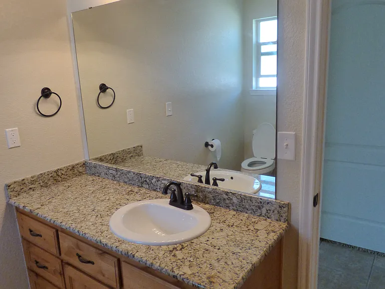 2007 Lindsey Dr — Photo 14