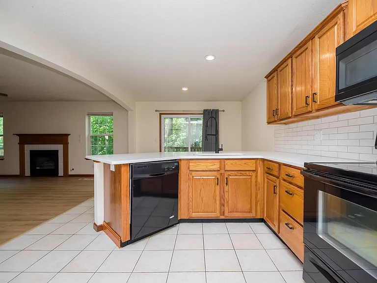 3600 Berkshire Ct — Photo 10