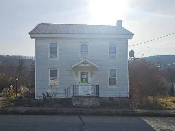 332 W Main St, Elizabethville, PA 17023