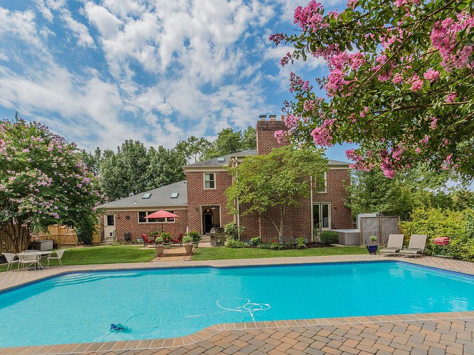 1st image of 9387 Mount Vernon Cir