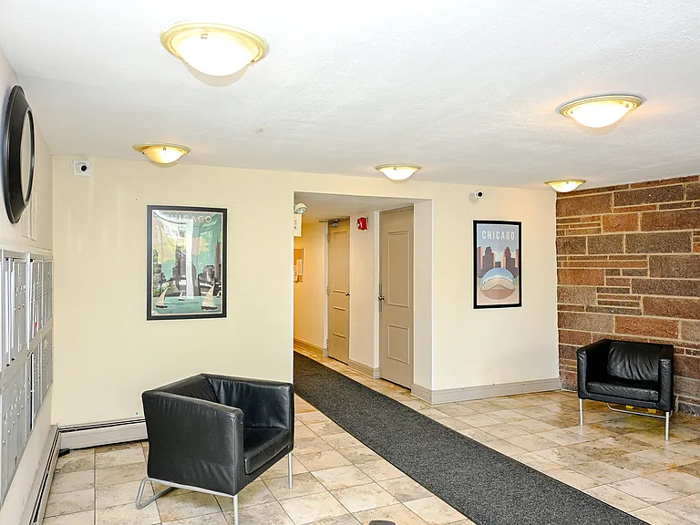 1415 W Lunt Ave #408 — Photo 13