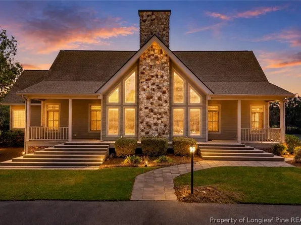 1302 Oakridge Blvd, Lumberton, NC 28358