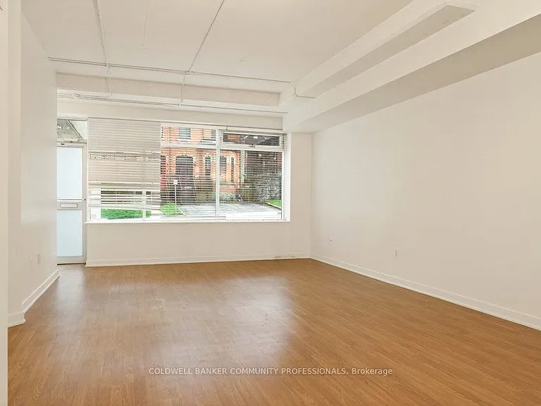 120 Jackson St W — Photo 14