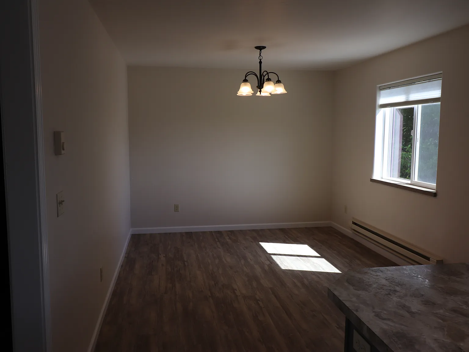 2 bed, 1450 sqft, $1,500 — Photo 3