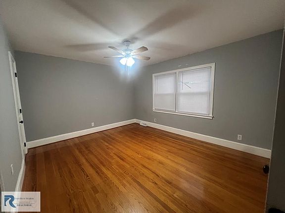 4th image of 319 Norwood Dr