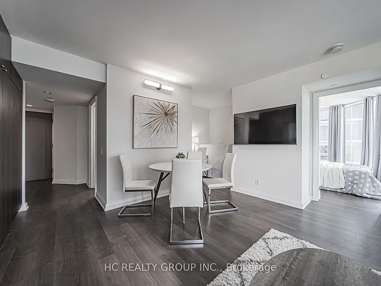 155 Yorkville Ave #2014 — Photo 2