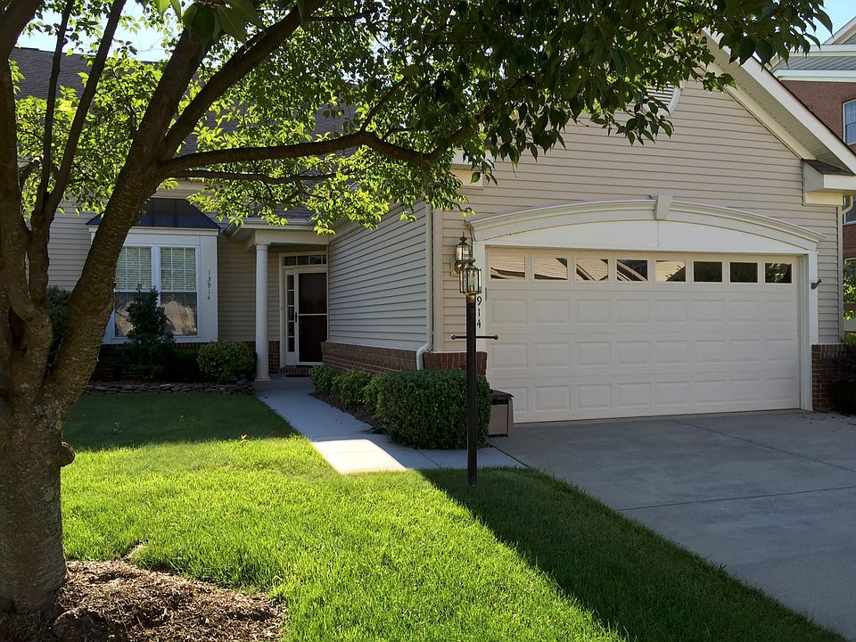 1st image of 13914 Chelmsford Dr
