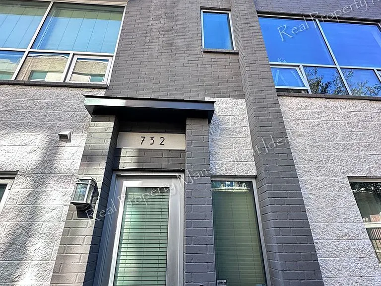 732 Cannen John Ln — Photo 2