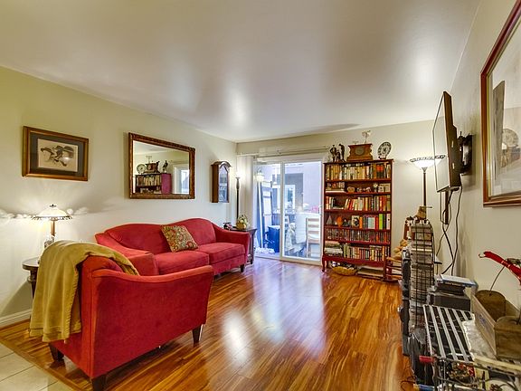 4th image of 550 Graves Avenue #13