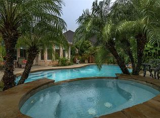 1411 Palmetto Dr, League City, TX 77573