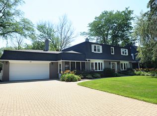 1015 Division St, Barrington, IL 60010