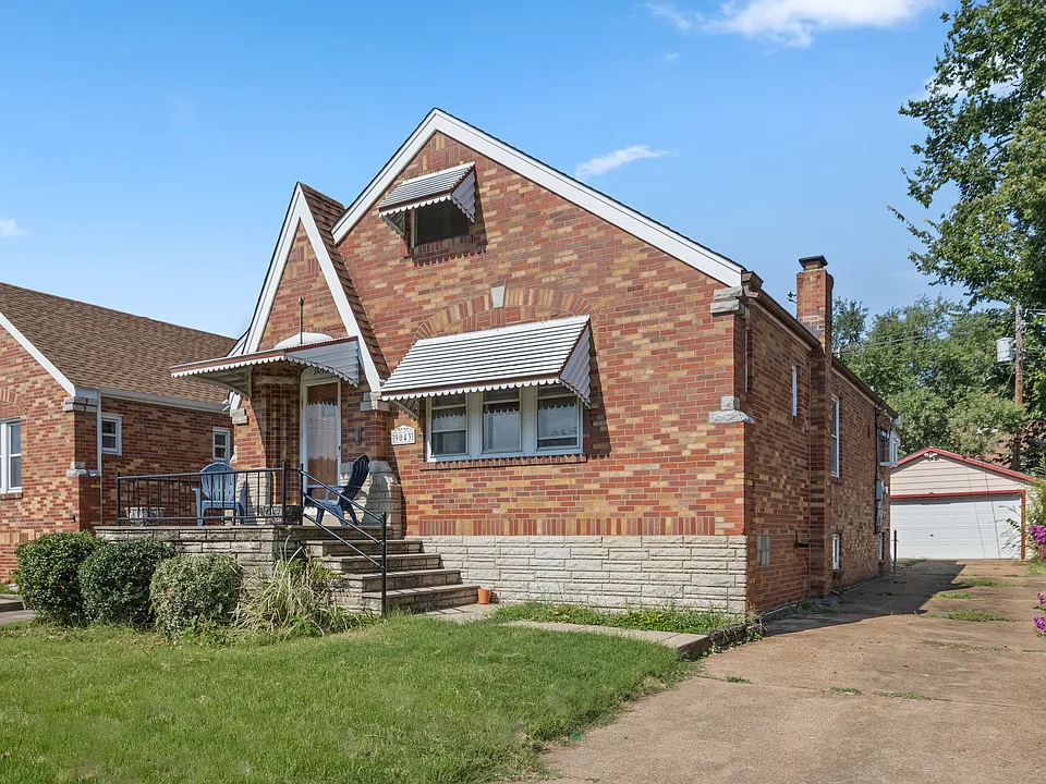 9043 Kathleen Ave